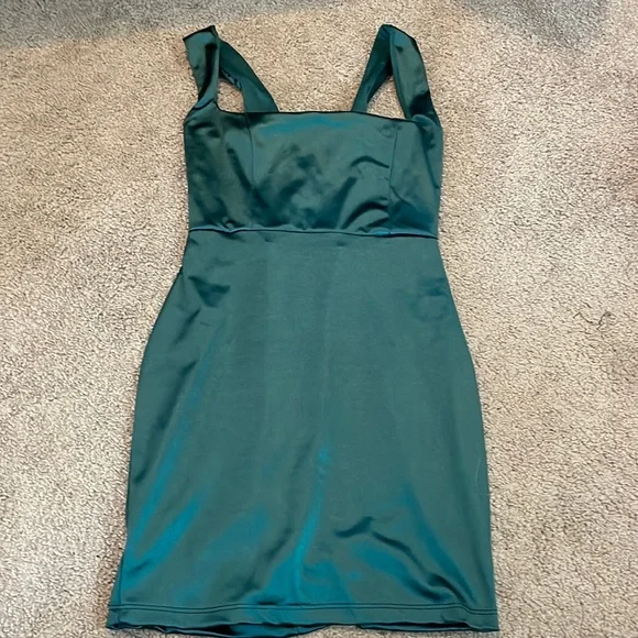 windsor green mini dress Windsor Dress Womens Size Medium Green Mini Formal Homecoming Cocktail